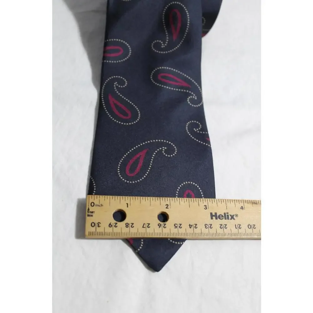 Vintage GANT 3.25 X 58 Inch Silk Necktie, Navy & Maroon Paisley, Narrow Tie